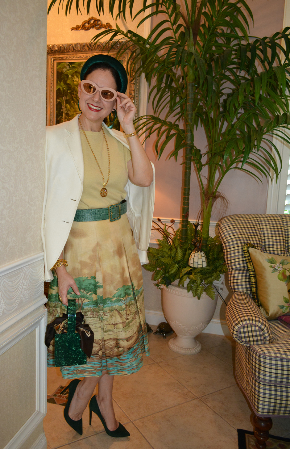 Susana Fernandez | A Key to the Armoire