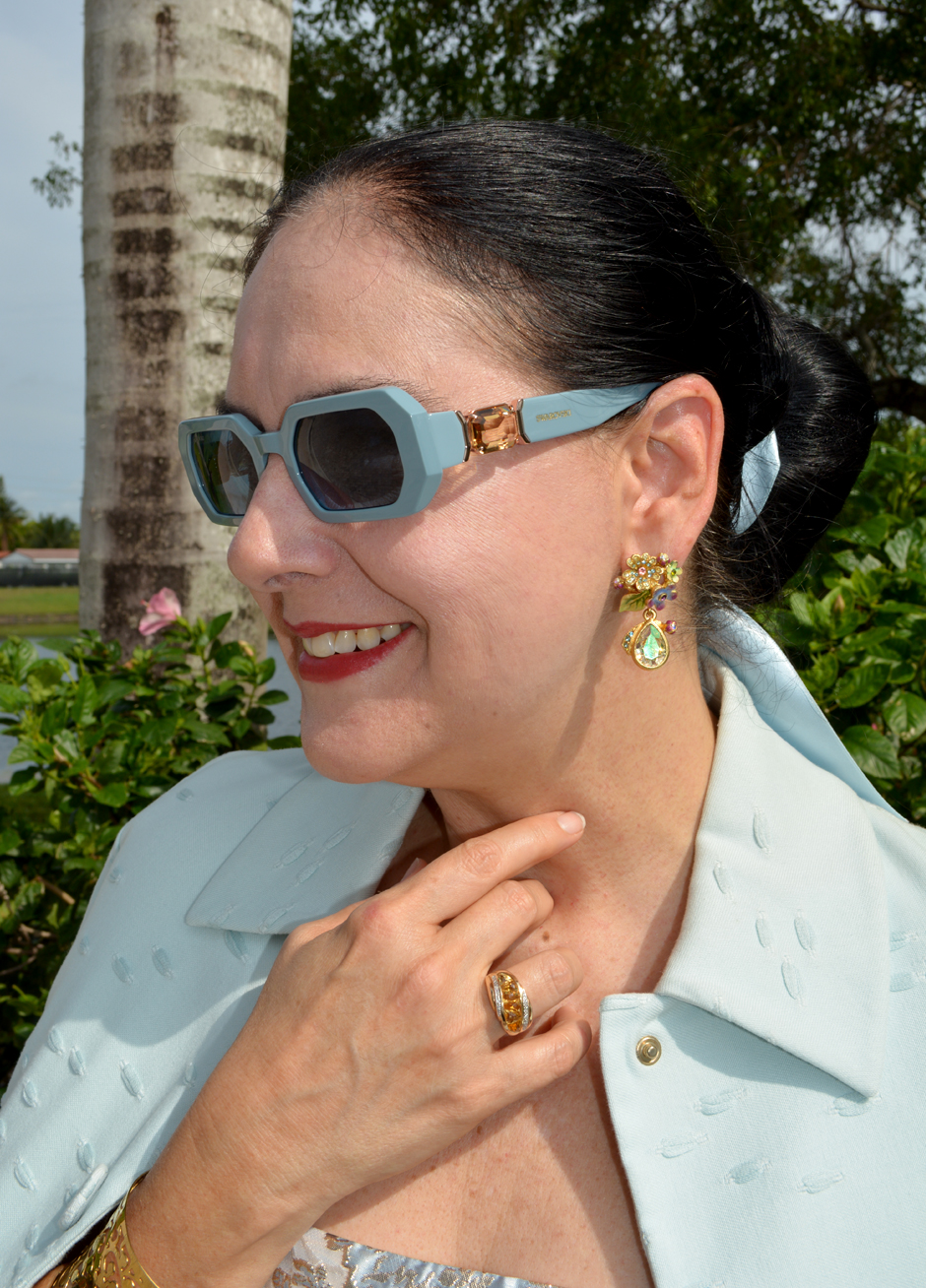 Susana Fernandez | A Key to the Armoire